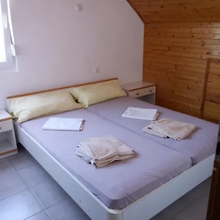 .....und Der Hund Darf Mit Apartman *